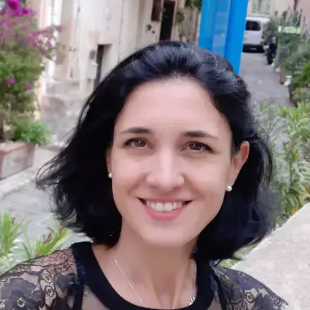 Aurélie R